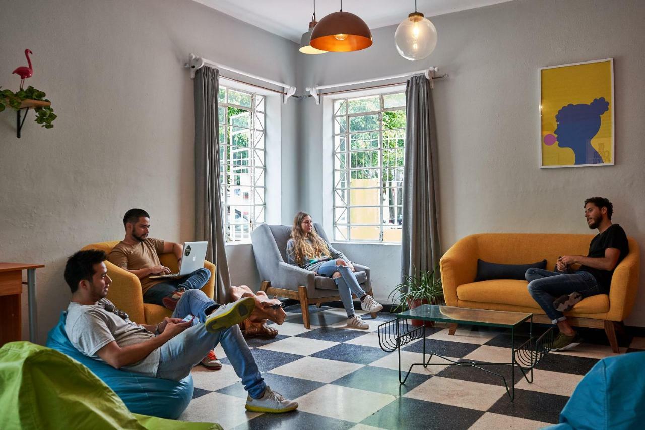 Hostal Americana Guadalajara Eksteriør bilde