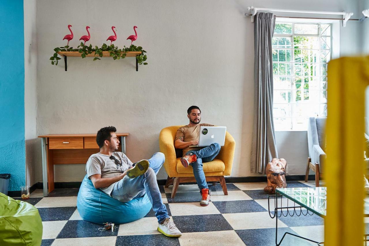 Hostal Americana Guadalajara Eksteriør bilde